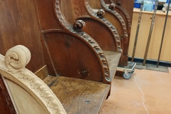 Restitution d'un accotoir sculpté