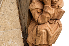 atelier-guillaume-mouche_pmoine-sculpte-bois2